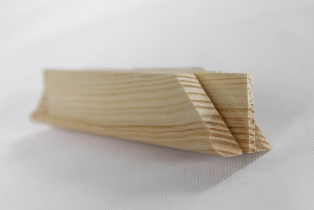 Holzleiste für Keilrahmen im Detail